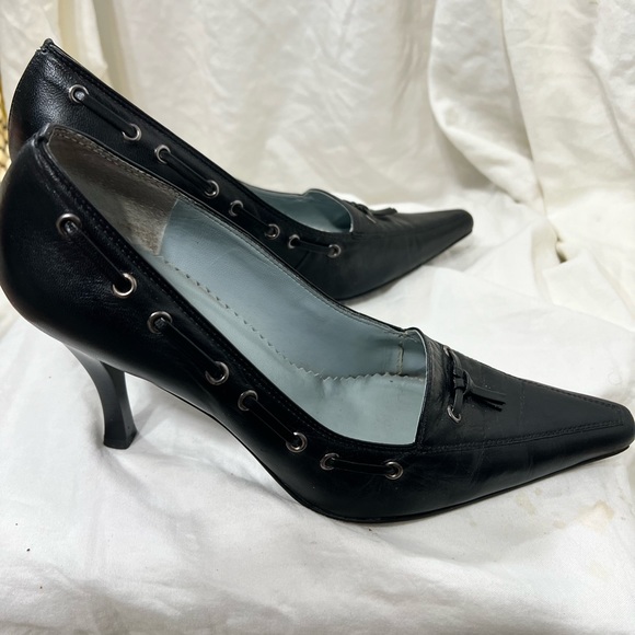 BCBG 3 1/2β Inch Heels Genuine Leather Excellent Inside And Out. Very Stβ¦ - Picture 11 of 16